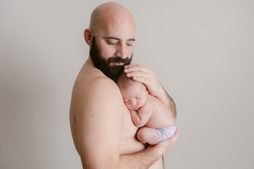 Skin to Skin | Newborn and Daddy