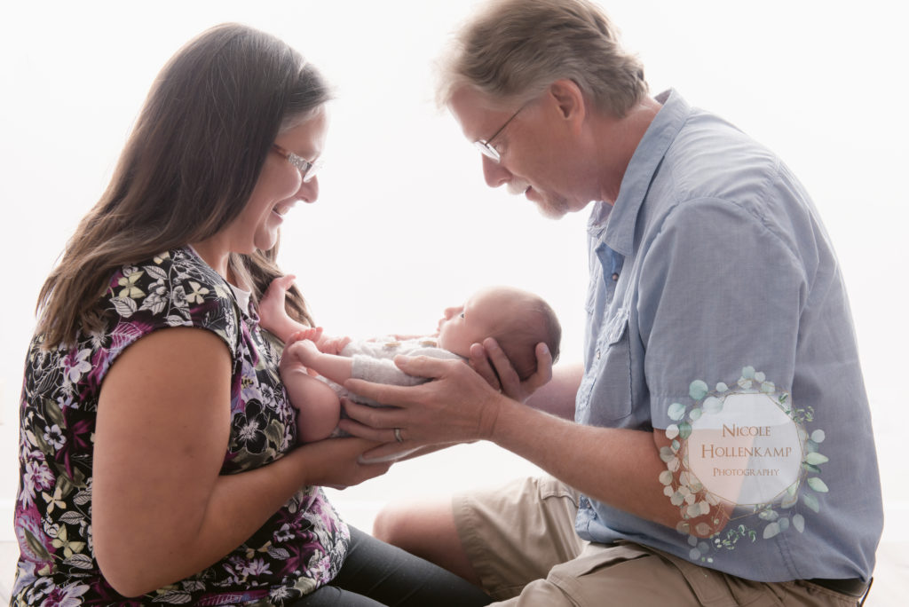 grandparent, newborn, poses,  - Princeton MN Photographer {Nicole Hollenkamp}